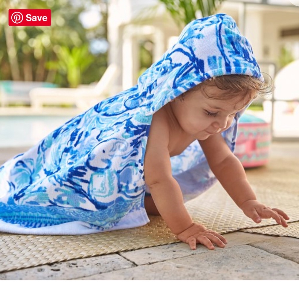 NEW Lilly Pulitzer Blue Hooded Baby Beach Towel